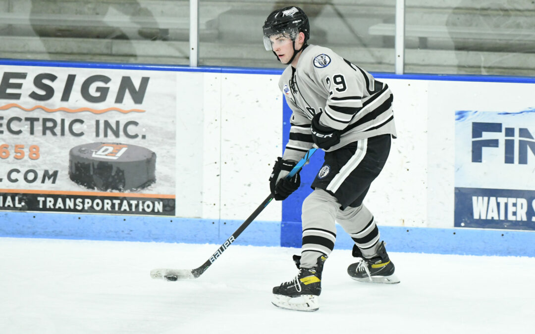 NORSEMEN FORWARD STRAND, MR. HOCKEY, COMMITS TO VERMONT