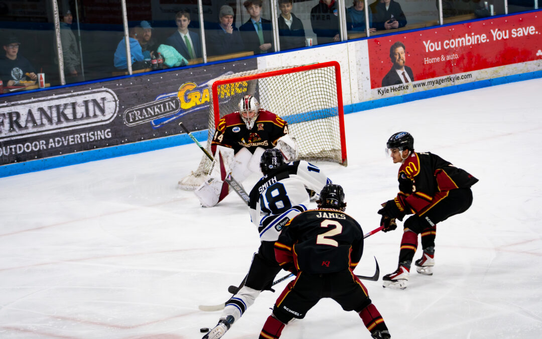 NORSEMEN SPLIT WITH MINOT